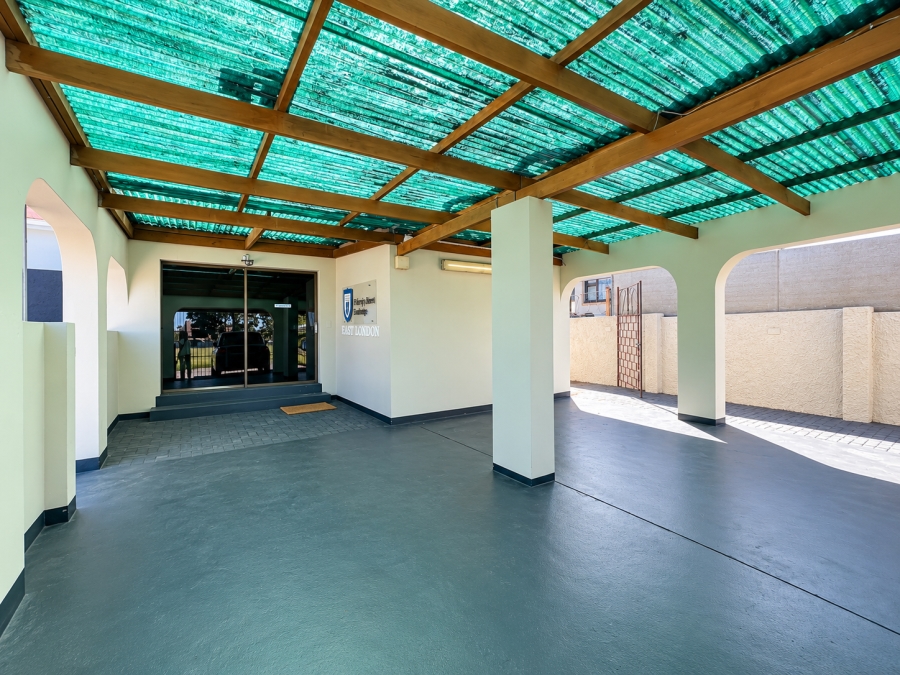 5 Bedroom Property for Sale in Cambridge Eastern Cape